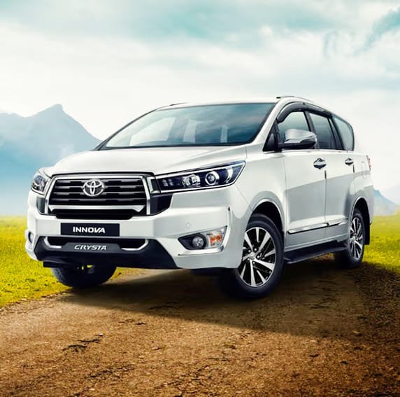 innova-crysta-max-travels