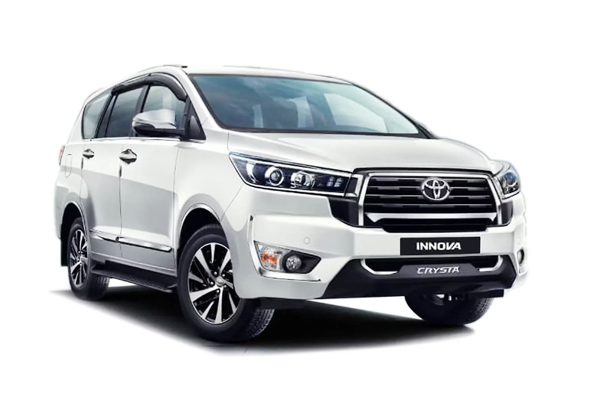 innova-crysta-max-car-rental